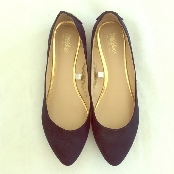 Navy suede pointed toe flat - Picture 1 of 3